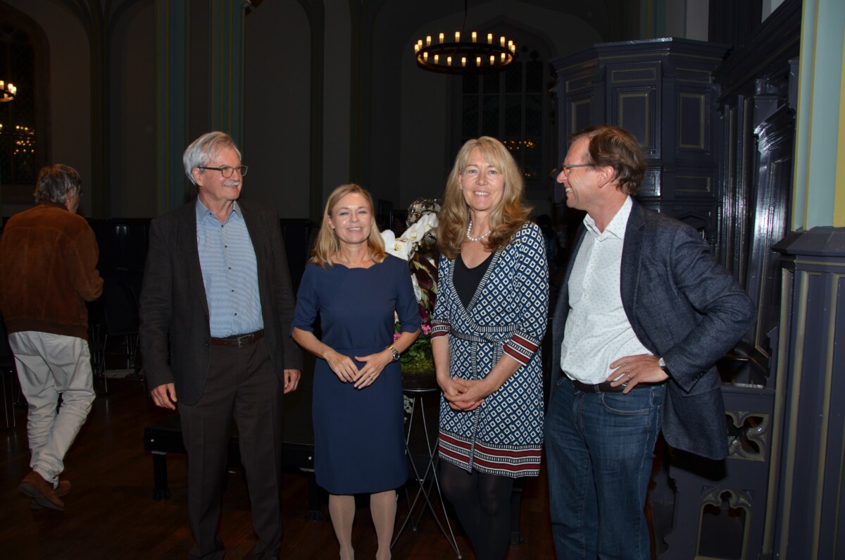 Daniel Hell, Sabine Claus, Ulrike Ehlert, Prof. Dr. med. Stefan Büchi