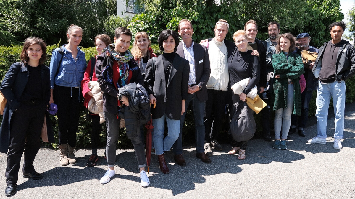 gruppenfoto ensemble schaupspielhaus zürich und stefan buechi